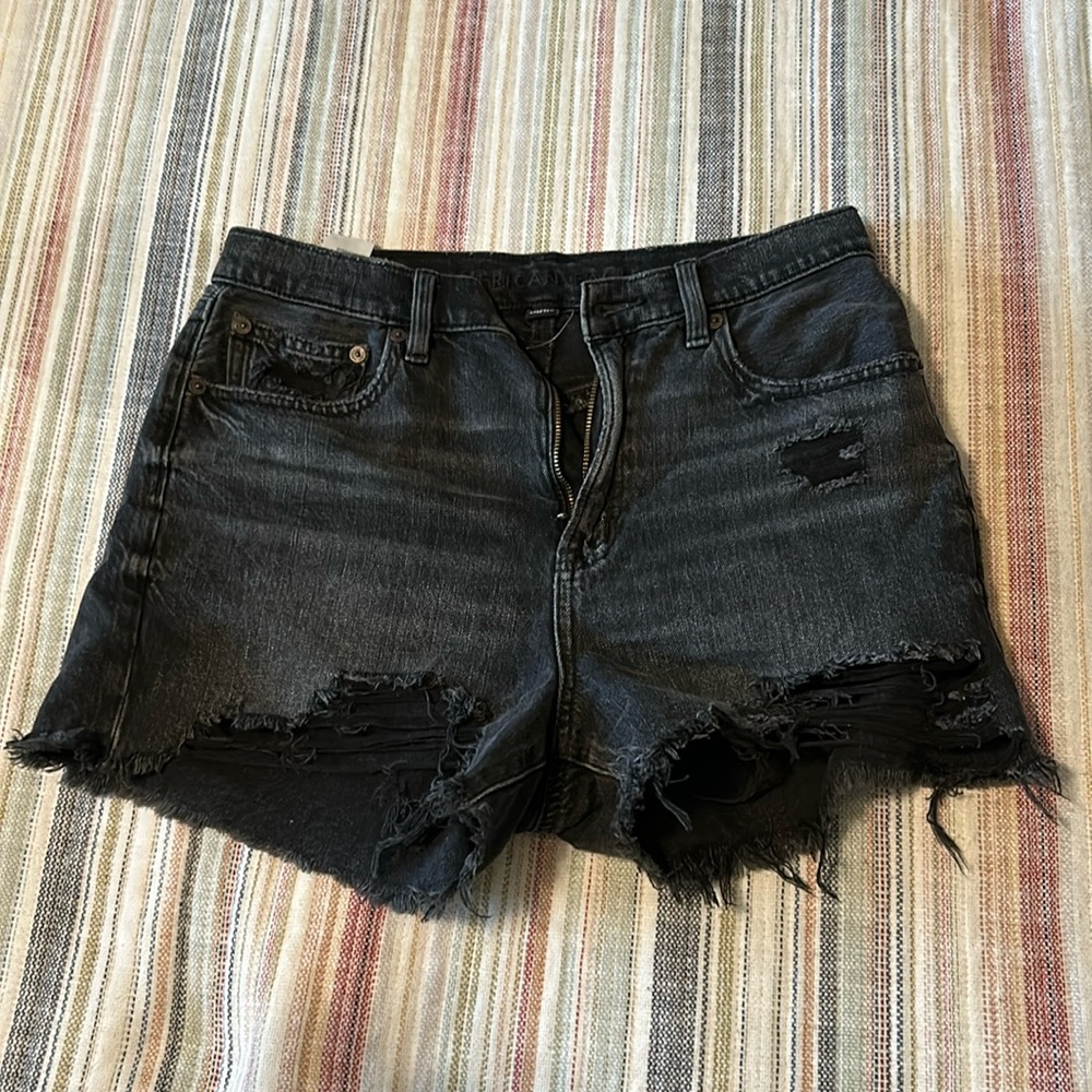 American eagle ripped shorts